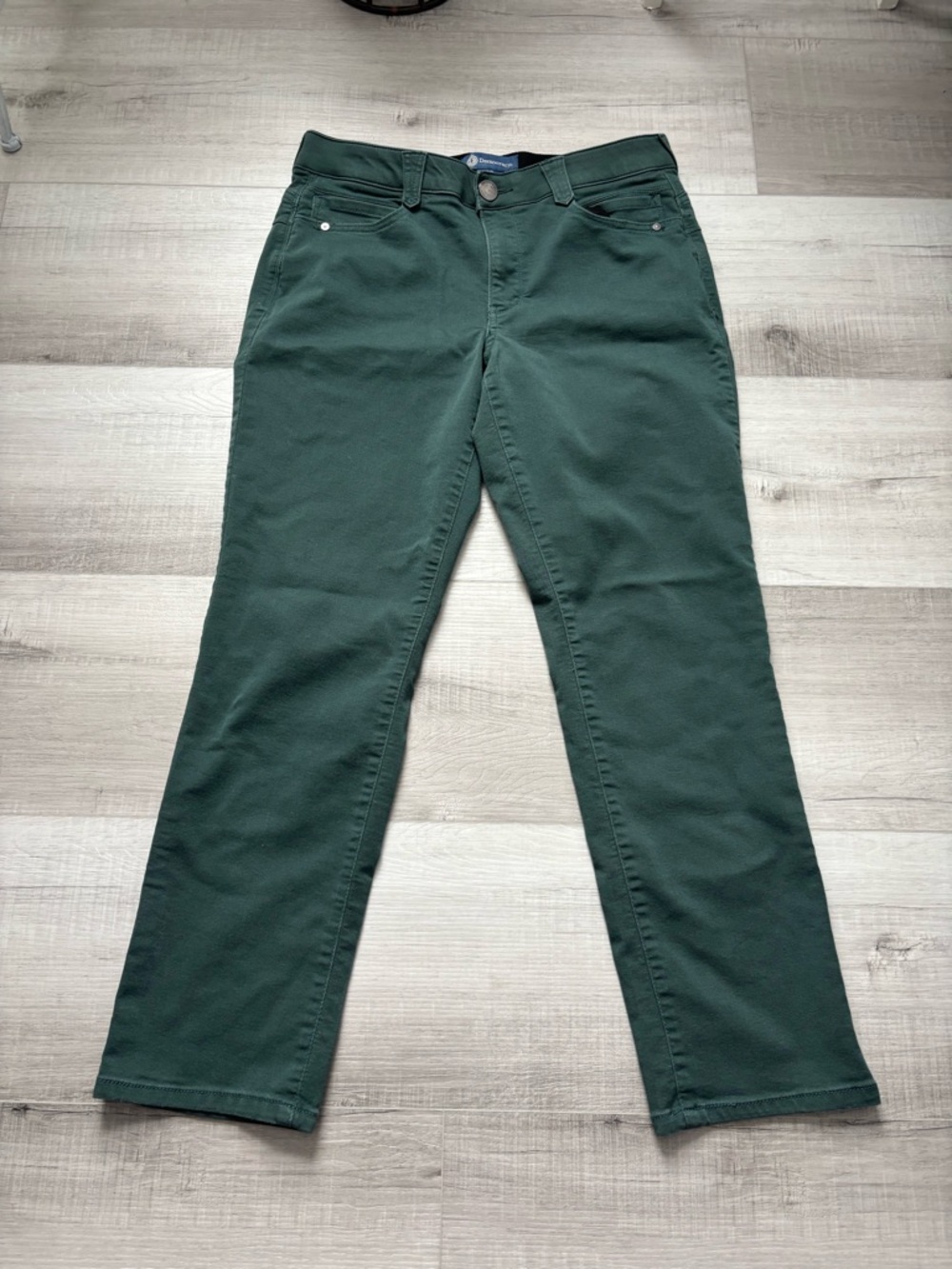Democracy Absolution Green Straight Leg Pants Size 12 Stretch
